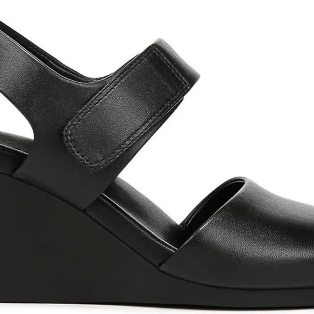 Naturalizer Womens Imani Wedge Sandal Black Leather 11 M